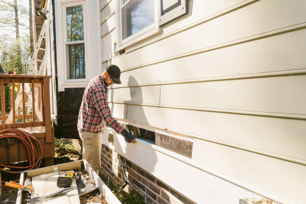 Trusted Emergency Siding Repair service in Carrollton, IL - Squared Siding